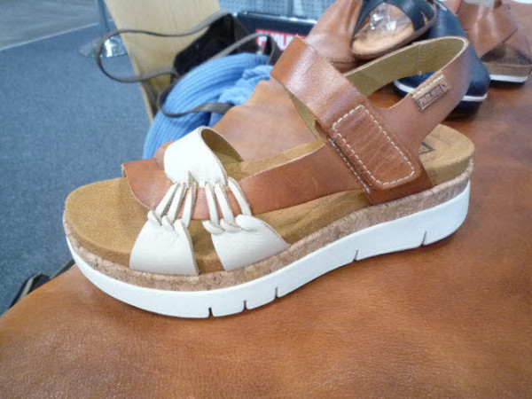 Pikolinos W4N0968c1 braun - Bild 1